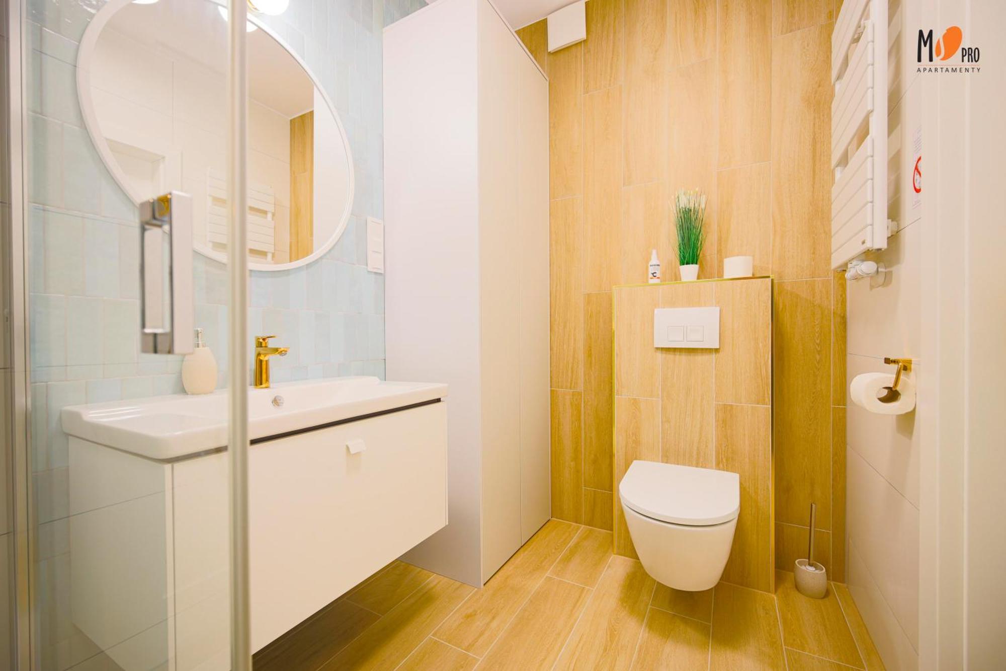 Polanki Aqua Premium Class By Ms Pro *
